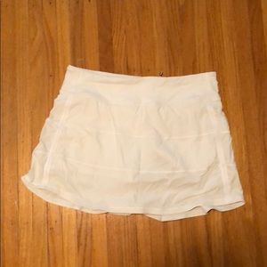 Lululemon running skirt 6 tall white